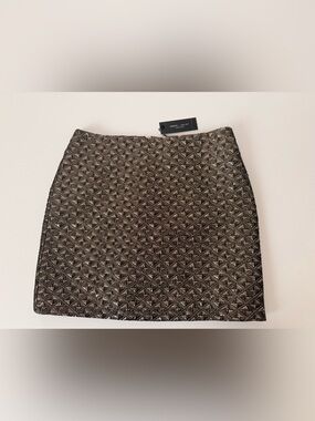Romeo & Juliet Couture Gold Metallic Textured Geometric Mini Skirt